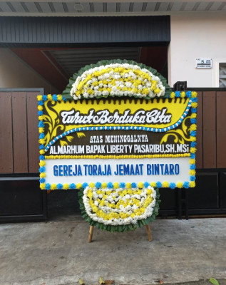 Papan Bunga Duka di Prianganjaya