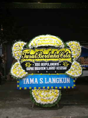Papan Bunga Duka di Prianganjaya